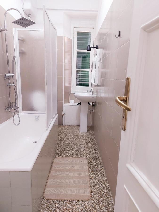 Genova Rooms Brignole B Εξωτερικό φωτογραφία