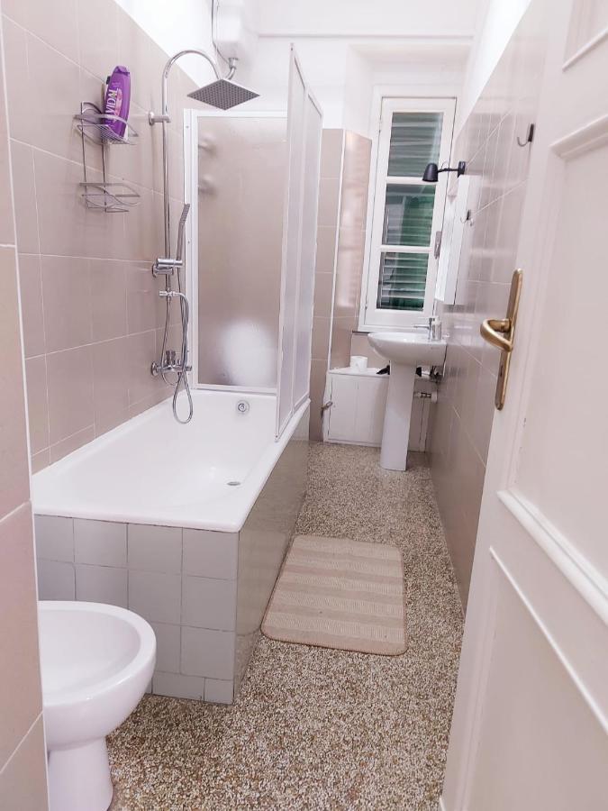 Genova Rooms Brignole B Εξωτερικό φωτογραφία